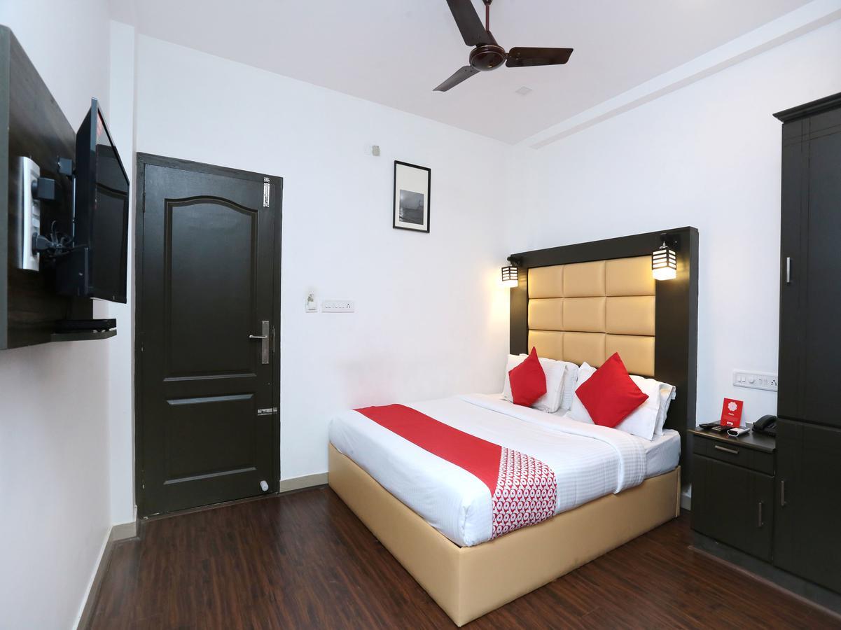Hotel Qube Kochi Exteriér fotografie