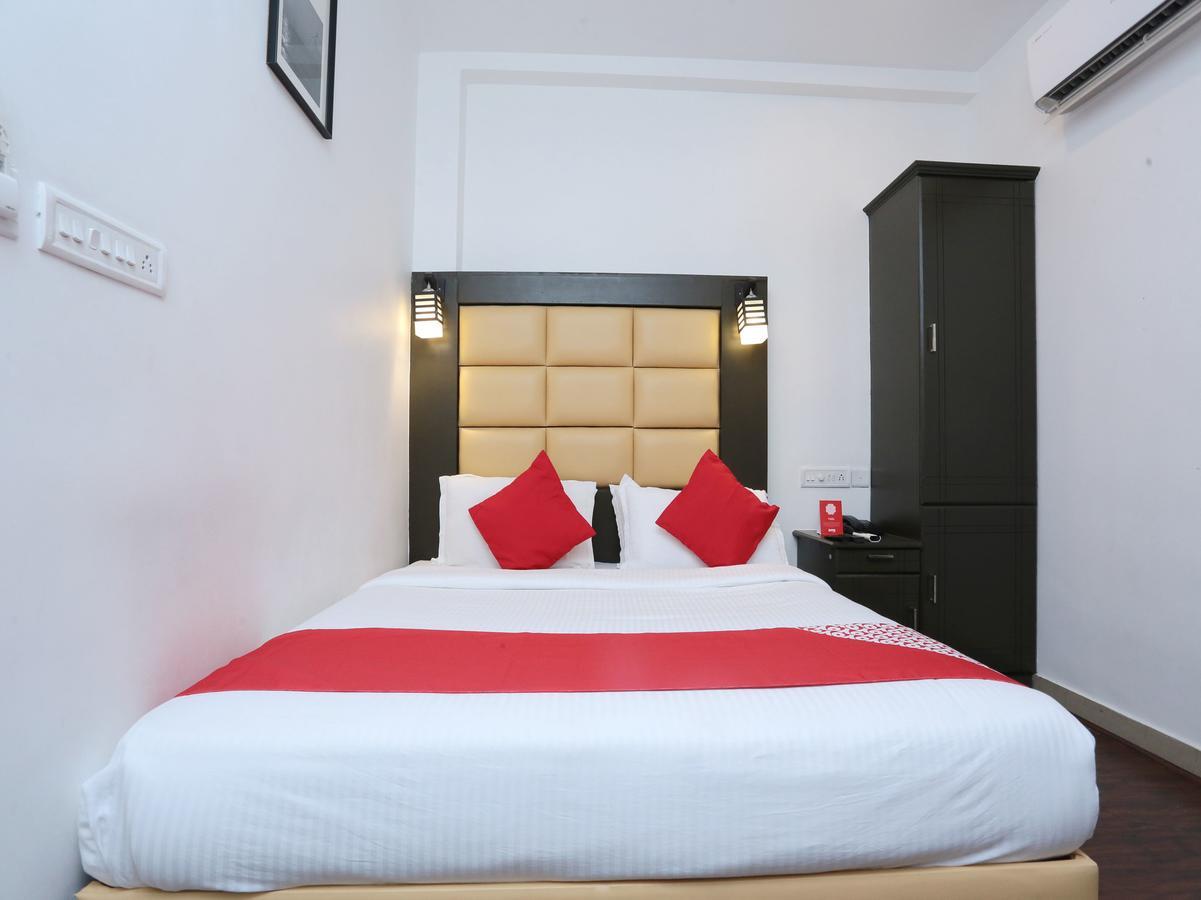 Hotel Qube Kochi Exteriér fotografie